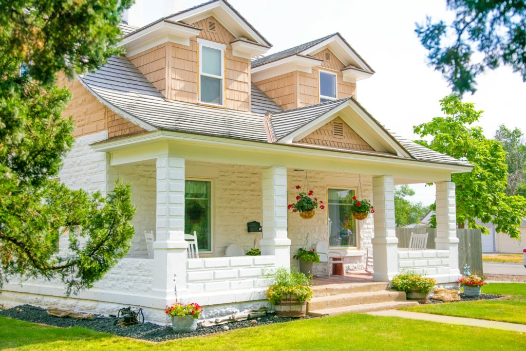 Tips to Enhance Your Homes Curb Appeal